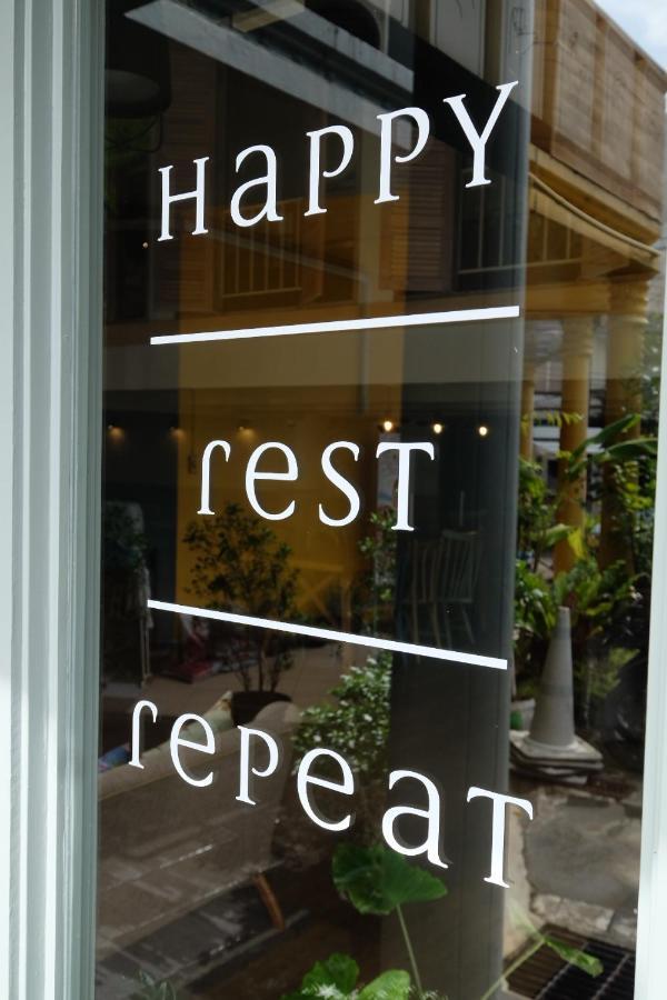 The Blanket Hotel Phuket Old Town Exterior foto